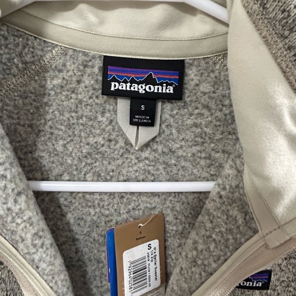 Patagonia Women’s Better Sweater 1/4 Zip Fleece - Picture 4 of 4